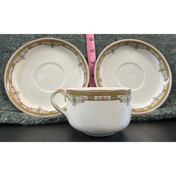 Art Nuevo Tea Cup & 2 Saucers Johnson Bros. England Porcelain - Picture 4 of 12